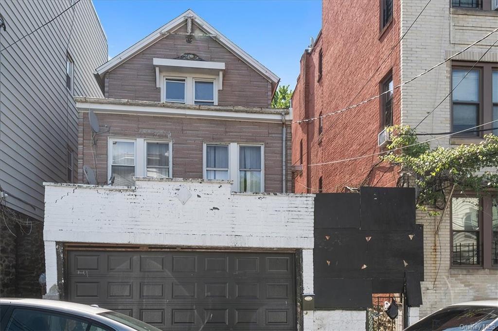 Cliff St, Yonkers, NY 10701