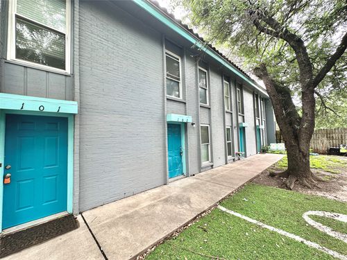 102-3822 Southway Dr, Austin, TX, 78704-6868 | Card Image
