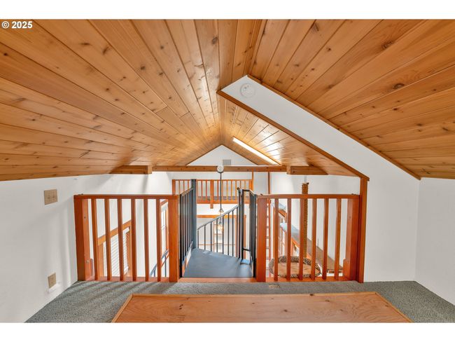 1710 Norkenzie Rd, House other with 3 bedrooms, 2 bathrooms and 1 parking in Eugene OR | Image 25
