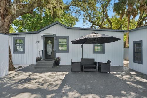 8509 N Hamner Ave, TAMPA, FL, 33604-1229 | Card Image