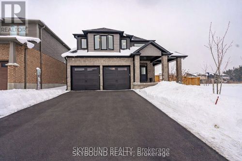 1 Tindall Cres, Grand Valley, ON, L9W7R9 | Card Image