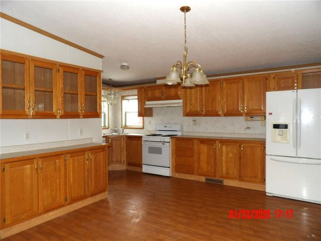 343 Sieg Hill Rd, House other with 3 bedrooms, 2 bathrooms and 2 parking in West Middlesex PA | Image 7