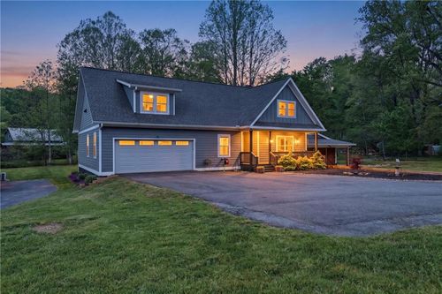 7079 Upper Hightower Rd, Hiawassee, GA, 30546-2992 | Card Image