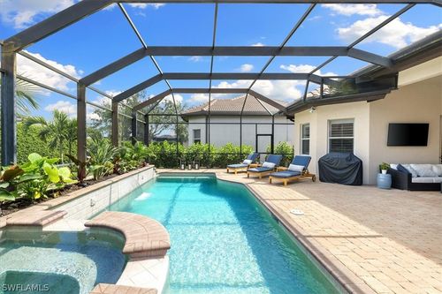 7831 Valencia Ct, NAPLES, FL, 34113-3186 | Card Image