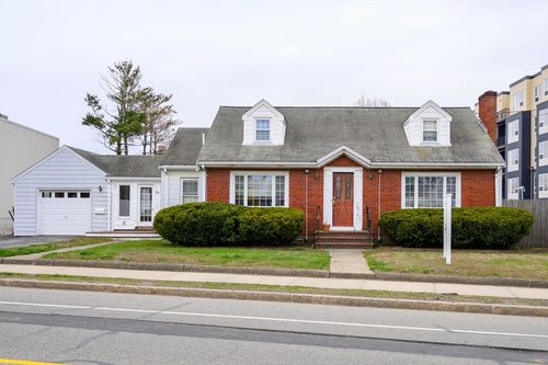 291 Centre St, Quincy, MA, 02169-7556 | Card Image