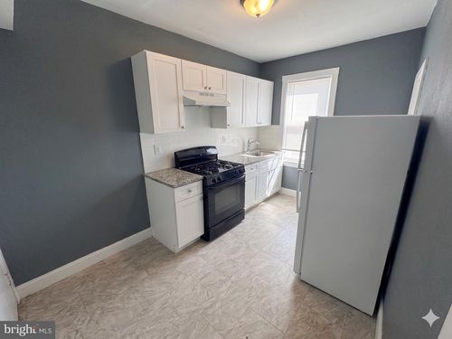 2640 S Robinson St, PHILADELPHIA, PA, 19142-3524 | Card Image