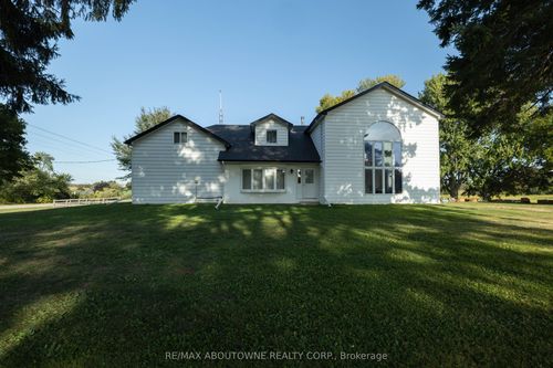 3276 Governor'S Rd, Lynden, ON, L0R1T0 | Card Image