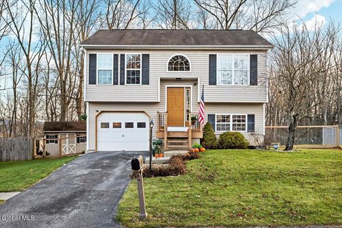 25 Morgans Run, Schuylerville, NY, 12871-1157 | Card Image