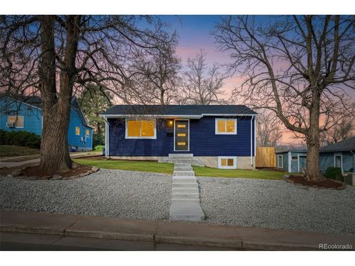 649 Perry St, Denver, CO, 80204-3043 | Card Image