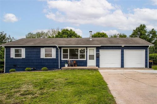 12305 E 52nd Ter, Kansas City, MO, 64133-3128 | Card Image