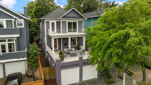 325 23rd Ave E, Seattle, WA, 98112-4743 | Card Image