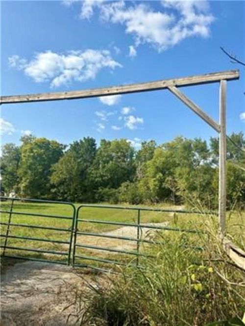 7614 Riverview Ave, Kansas City, KS, 66112-2910 | Card Image