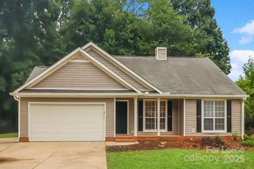 123 Tara Lynn Ct, Mooresville, NC, 28115-7901 | Card Image