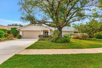 1824 Primrose Lane, House other with 4 bedrooms, 2 bathrooms and null parking in Wellington FL | Image 2