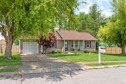 1055 Meshaw Trl, Clarksville, TN, 37040-2529 | Card Image