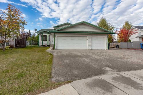 111 Shillbeer Cove, Hinton, AB, T7V1A9 | Card Image