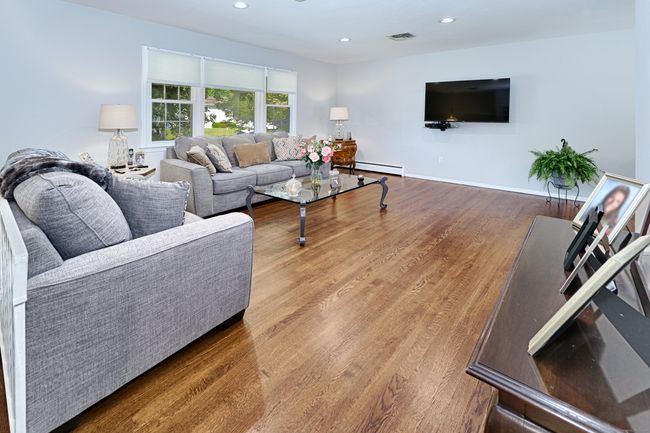 21 Thistle Rd, House other with 4 bedrooms, 3 bathrooms and null parking in Norwalk CT | Image 5
