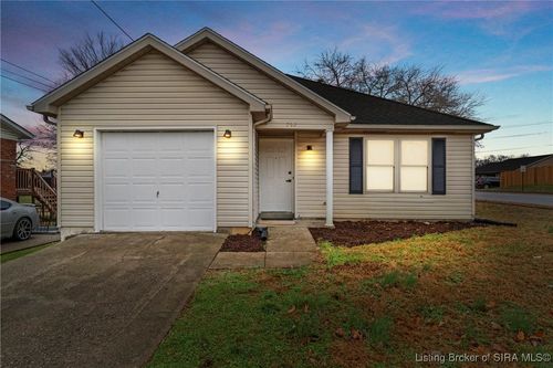 702 Ewing Ln, Jeffersonville, IN, 47130-4835 | Card Image