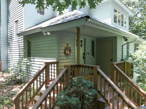 278 E Catoctin Dr, WINTERGREEN RESORT, VA, 22967-8076 | Card Image