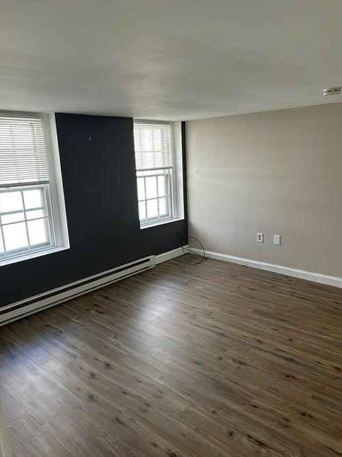3-347 Main St, Douglas, MA, 01516 | Card Image
