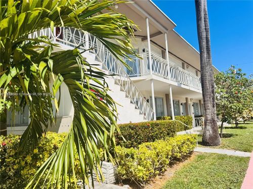 apt-208-1601 Meridian Ave, Miami Beach, FL, 33139-2821 | Card Image