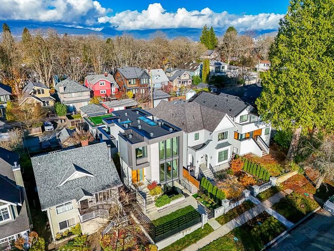 3941 W 24th Ave, House other with 4 bedrooms, 6 bathrooms and 3 parking in Vancouver BC | Image 36