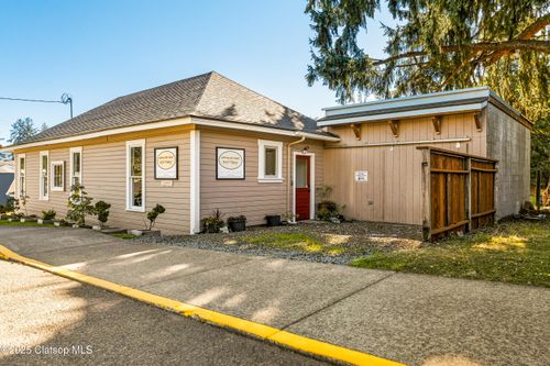 12955 Highway 101 N, Nehalem, OR, 97131-9594 | Card Image