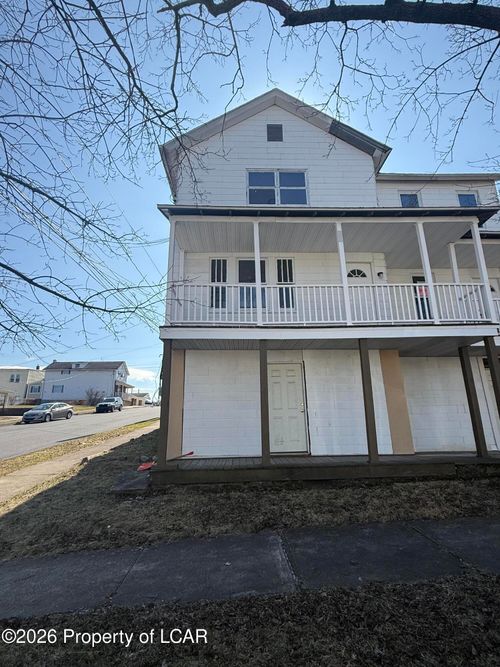 295 State St, Nanticoke, PA, 18634-2303 | Card Image