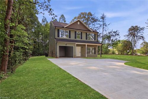 610 A Franklin Boulevard, Greensboro, NC, 27401 | Card Image