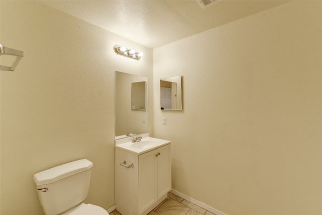 APT-202 - 420 N Pleasant Valley Rd, Condo with 1 bedrooms, 1 bathrooms and 1 parking in Austin TX | Image 25