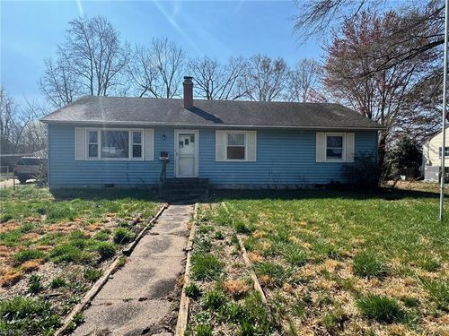 202 Woodhaven Road, Newport News, VA, 23608 | Card Image