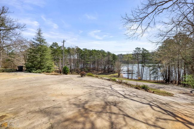 442 Shore Dr, House other with 4 bedrooms, 3 bathrooms and null parking in Dahlonega GA | Image 8