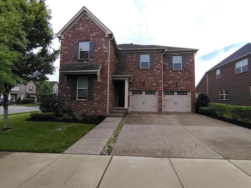5001 Laughing Brook Ln, Franklin, TN, 37064-1633 | Card Image