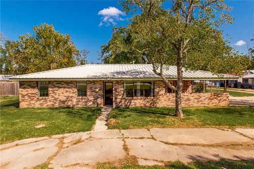 25519 Highway 43, Springfield, LA, 70462-8605 | Card Image