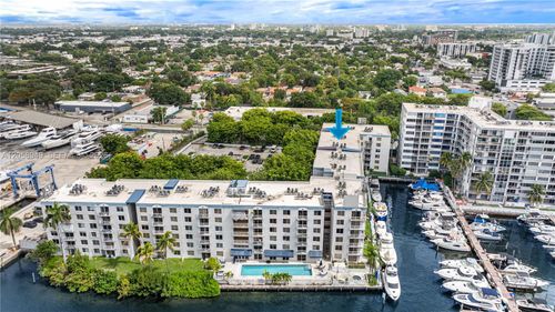 107-1720 Nw North River Dr, Miami, FL, 33125-2332 | Card Image