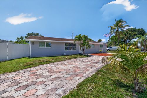 650 Nw 38th Pl, Deerfield Beach, FL, 33064-2750 | Card Image