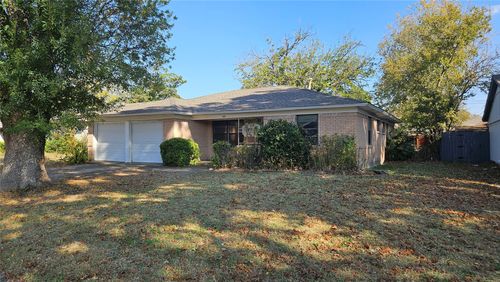 302 N Cottonwood Dr, Richardson, TX, 75080-4711 | Card Image