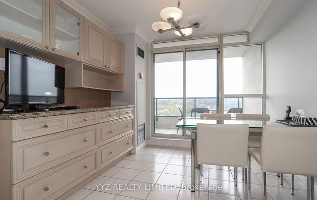 808 - 1 Clark Ave W, Condo with 2 bedrooms, 2 bathrooms and 2 parking in Vaughan ON | Image 18