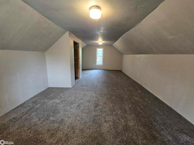 1110 Elm St, House other with 5 bedrooms, 2 bathrooms and null parking in Webster City IA | Image 17