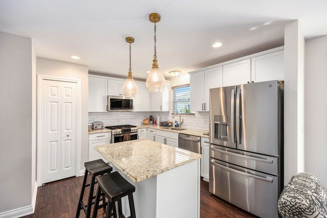 kitchen prep is a breeze with this island | Image 8