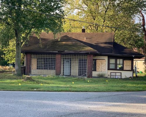 2702 W Dunes Hwy, Michigan City, IN, 46360-8420 | Card Image