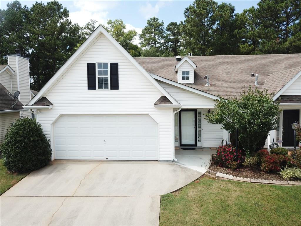 Courtyard Ln, Newnan, GA 30265