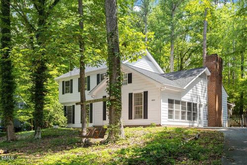 6810 Falconbridge Rd, Chapel Hill, NC, 27517-7880 | Card Image