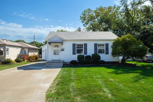3714 12th St, East Moline, IL, 61244-3715 | Card Image