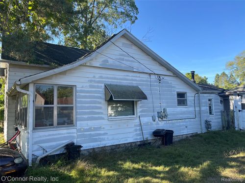 618 Green St, Algonac, MI, 48001-1309 | Card Image