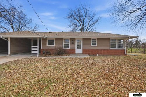 3330 Gott Cir, Lincoln, NE, 68524-1303 | Card Image