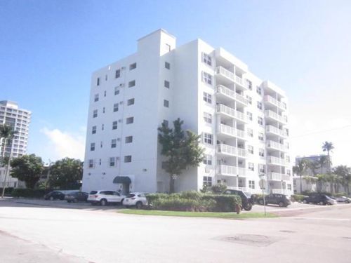 apt-104-720 Orton Ave, Fort Lauderdale, FL, 33304-4035 | Card Image