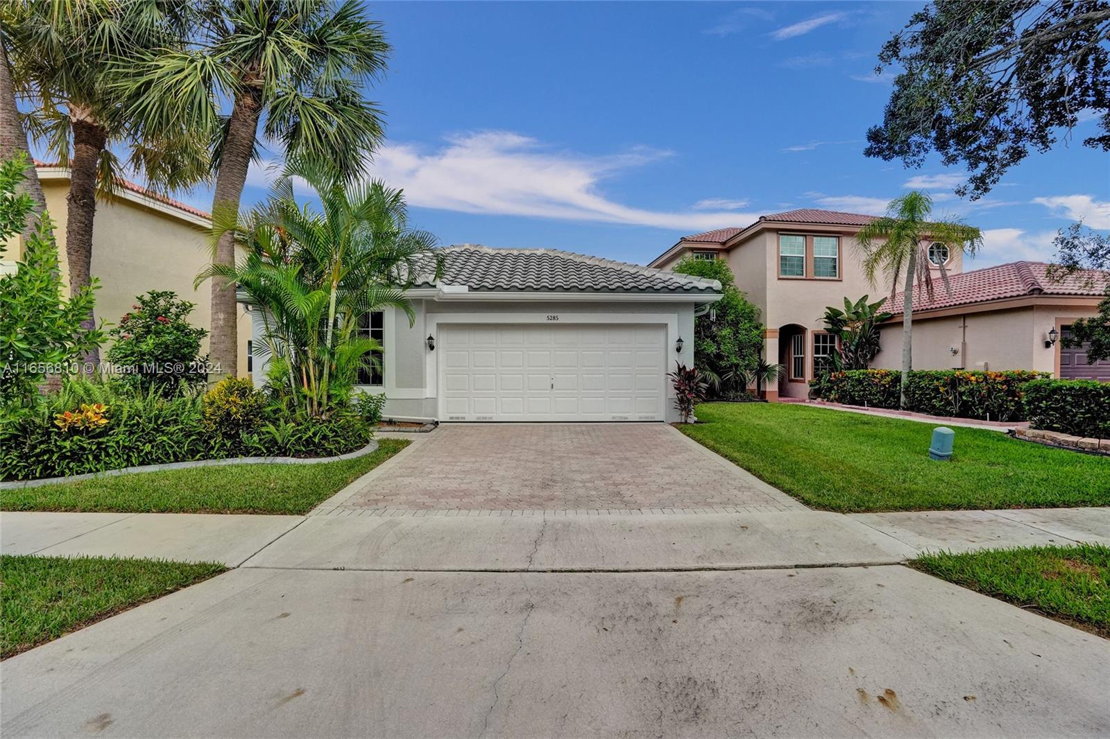 117th Ave, Coral Springs, FL 33076