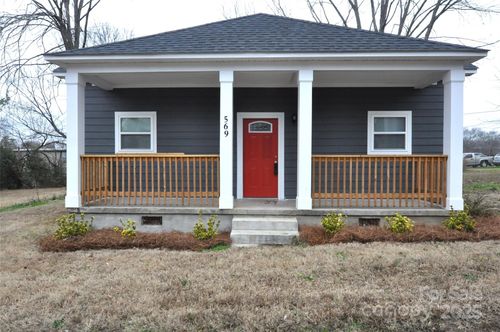 573 5th St, chester, SC, 29706-1660 | Card Image