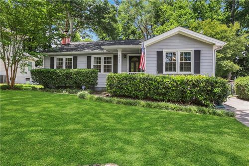 4052 W Johnson Cir, Chamblee, GA, 30341-1619 | Card Image